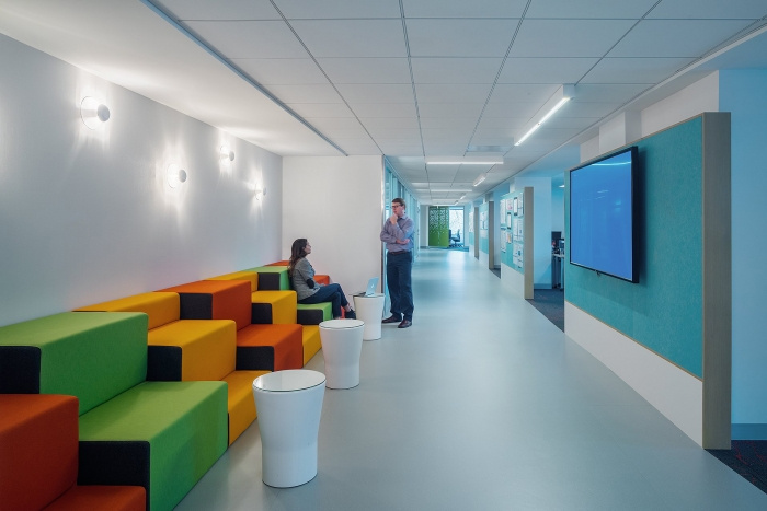 靈活開(kāi)放的國(guó)際總部辦公室設(shè)計(jì)裝修圖-第2張圖片-上海古都建筑設(shè)計(jì)集團(tuán) 靈活開(kāi)放的國(guó)際總部辦公室設(shè)計(jì)裝修圖-第2張圖片-上海古都建筑設(shè)計(jì)集團(tuán)