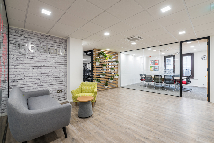 旅游平臺公司辦公裝修現(xiàn)代簡約風(fēng)格-第2張圖片-上海古都建筑設(shè)計集團 旅游平臺公司辦公裝修現(xiàn)代簡約風(fēng)格-第2張圖片-上海古都建筑設(shè)計集團