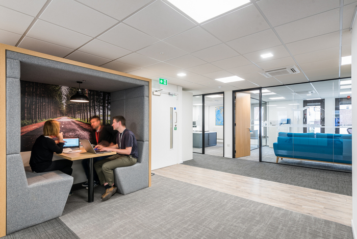 旅游平臺公司辦公裝修現(xiàn)代簡約風(fēng)格-第4張圖片-上海古都建筑設(shè)計集團 旅游平臺公司辦公裝修現(xiàn)代簡約風(fēng)格-第4張圖片-上海古都建筑設(shè)計集團