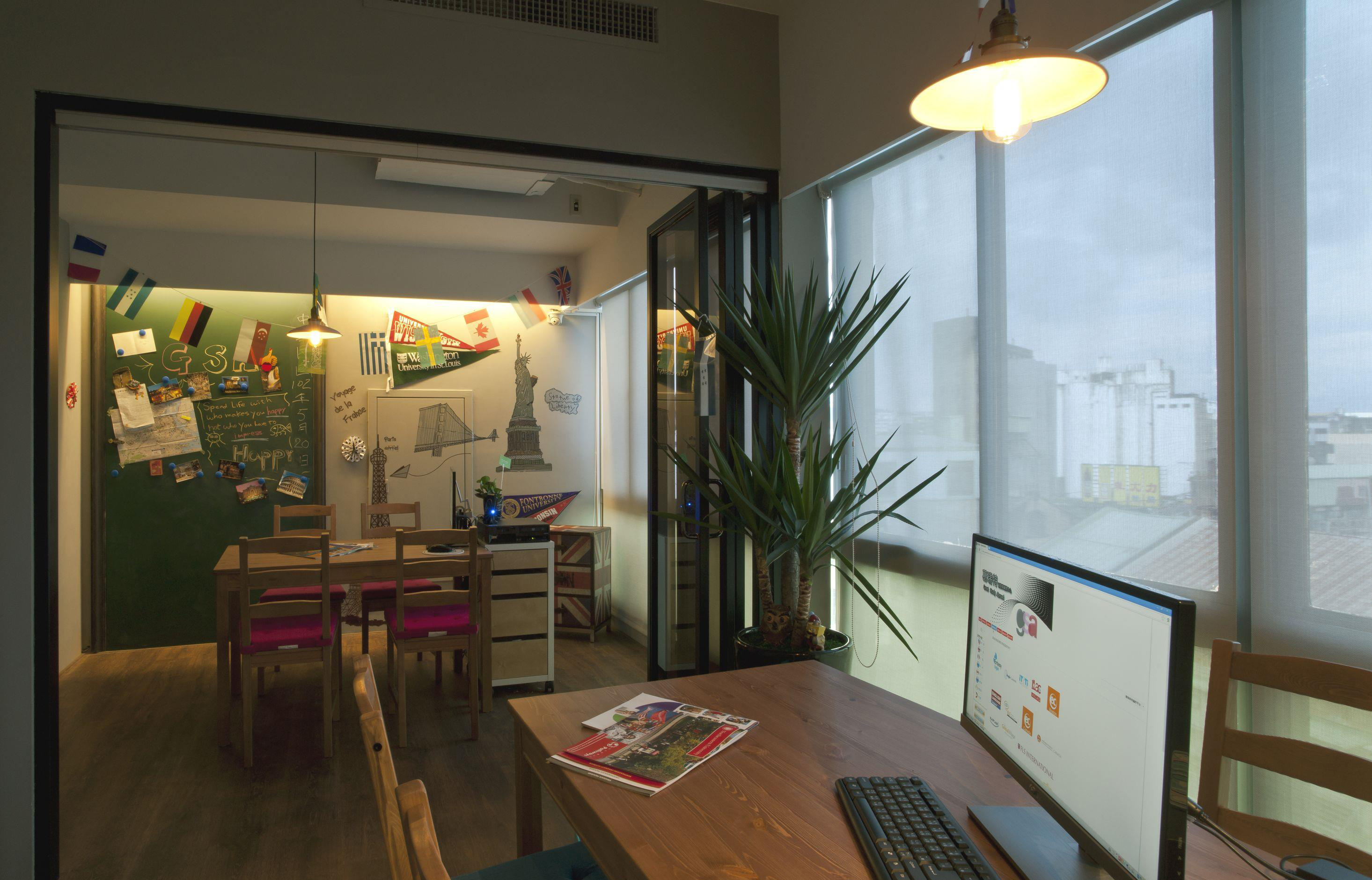 徐匯區(qū)復古圖書室裝修設計-第7張圖片-上海古都建筑設計集團 徐匯區(qū)復古圖書室裝修設計-第7張圖片-上海古都建筑設計集團