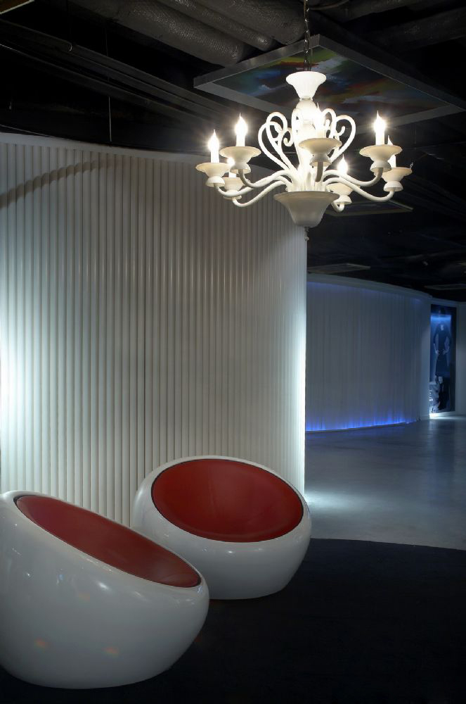 奢侈品公司辦公室裝修設(shè)計(jì)-第5張圖片-上海古都建筑設(shè)計(jì)集團(tuán) 奢侈品公司辦公室裝修設(shè)計(jì)-第5張圖片-上海古都建筑設(shè)計(jì)集團(tuán)