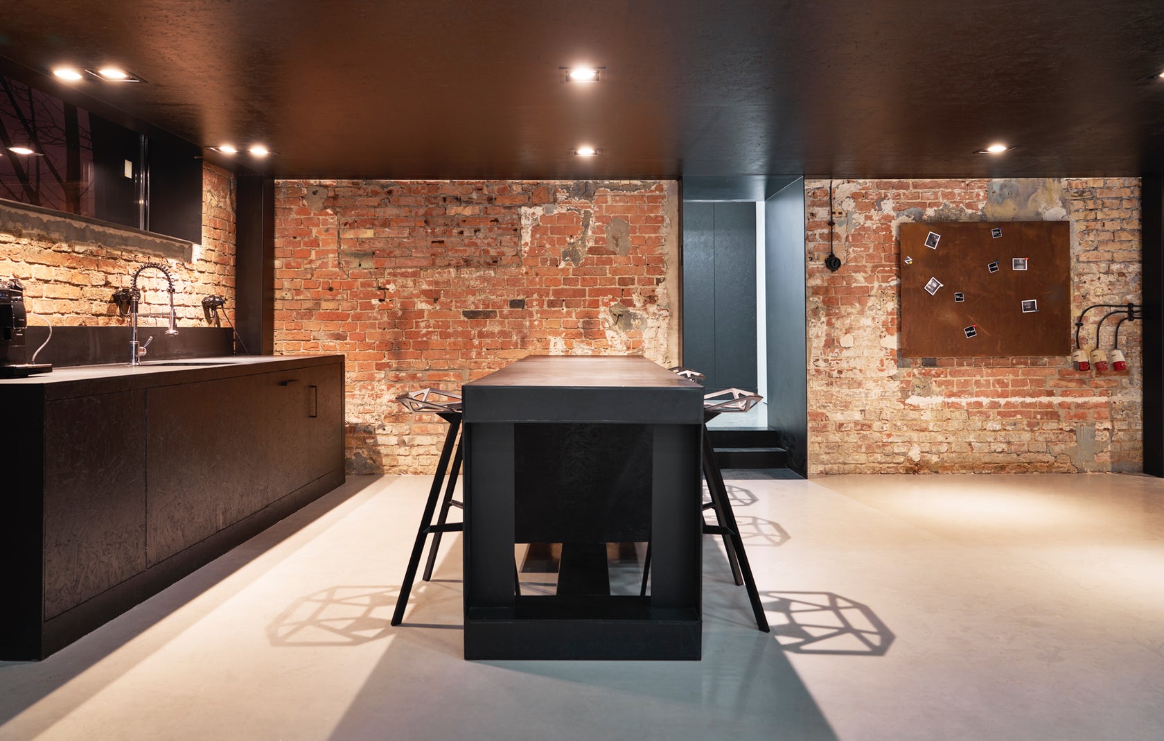 上海辦公室裝修懷舊風(fēng)格攝影棚裝修設(shè)計-第4張圖片-上海古都建筑設(shè)計集團