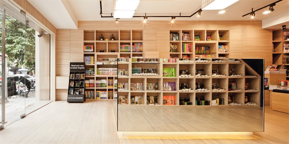 虹口區(qū)原木風(fēng)格書店裝修設(shè)計(jì)-第3張圖片-上海古都建筑設(shè)計(jì)集團(tuán) 虹口區(qū)原木風(fēng)格書店裝修設(shè)計(jì)-第3張圖片-上海古都建筑設(shè)計(jì)集團(tuán)