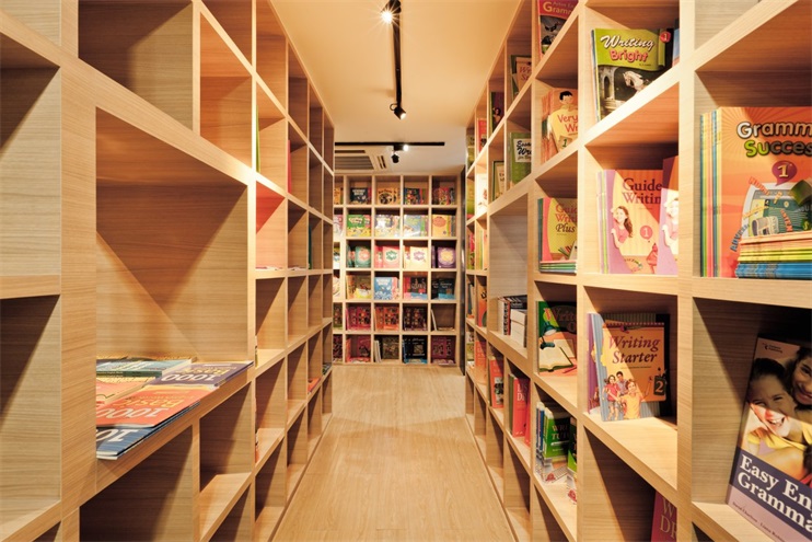 虹口區(qū)原木風(fēng)格書店裝修設(shè)計(jì)-第5張圖片-上海古都建筑設(shè)計(jì)集團(tuán) 虹口區(qū)原木風(fēng)格書店裝修設(shè)計(jì)-第5張圖片-上海古都建筑設(shè)計(jì)集團(tuán)