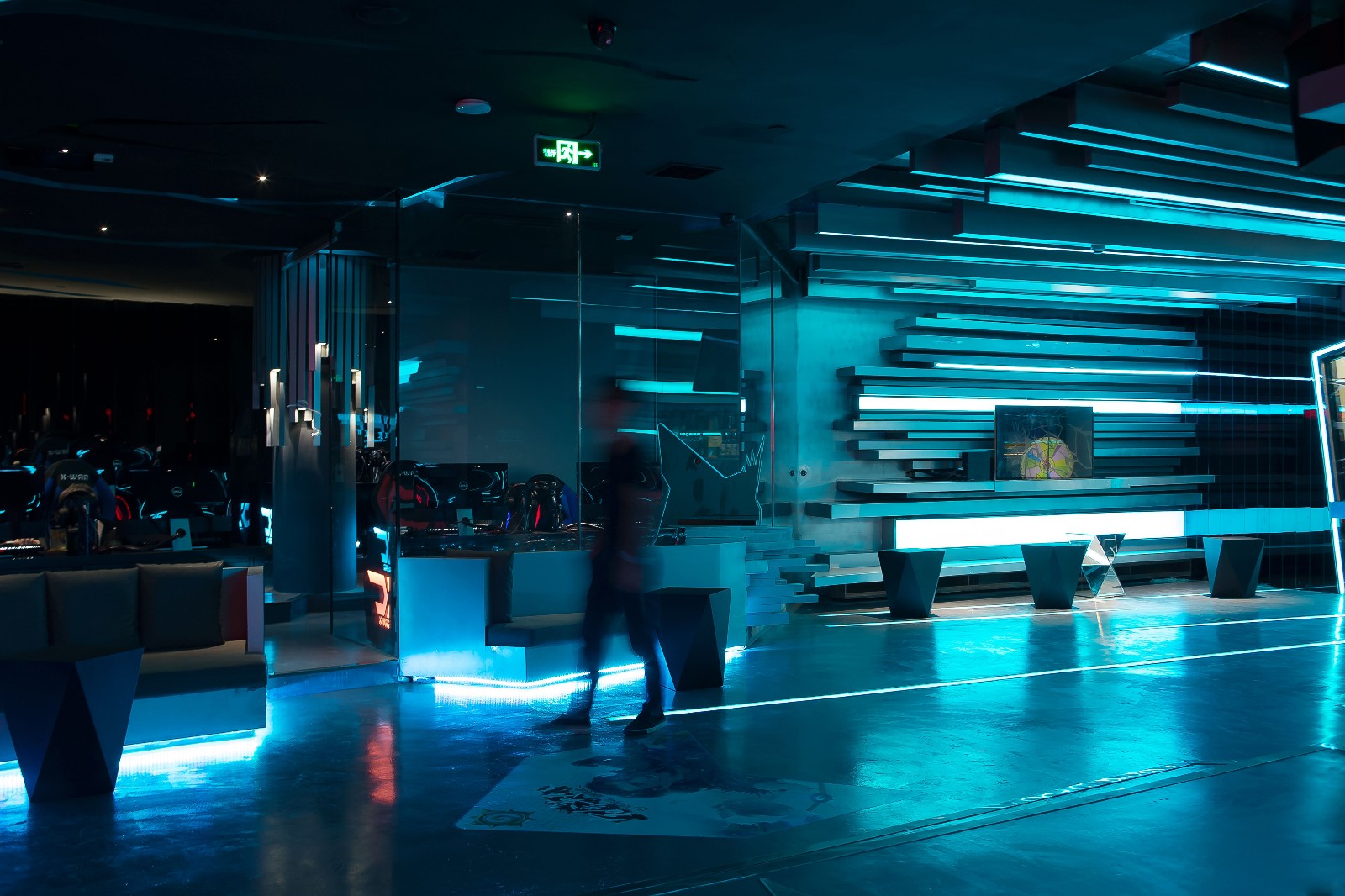 普陀區(qū)現(xiàn)代科技風格網吧裝修設計-第1張圖片-上海古都建筑設計集團