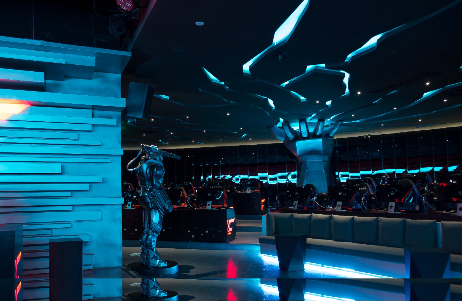 普陀區(qū)現(xiàn)代科技風格網吧裝修設計-第5張圖片-上海古都建筑設計集團