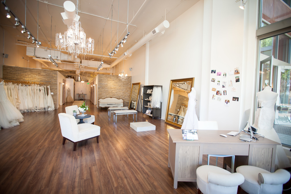 現(xiàn)代時尚婚紗店裝修設(shè)計-第3張圖片-上海古都建筑設(shè)計集團 現(xiàn)代時尚婚紗店裝修設(shè)計-第3張圖片-上海古都建筑設(shè)計集團