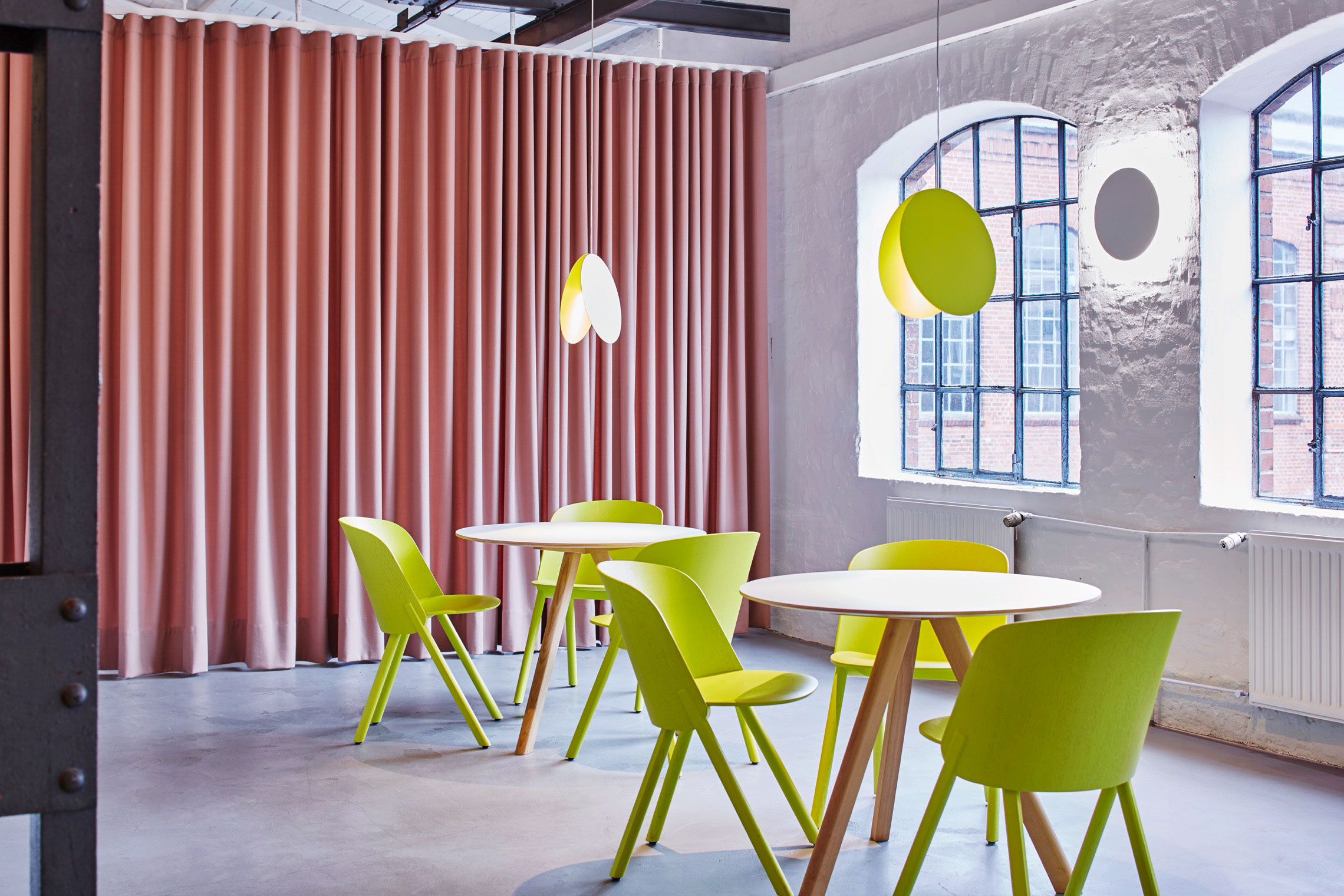 現(xiàn)代創(chuàng)意攝影棚裝修設(shè)計(jì)-第4張圖片-上海古都建筑設(shè)計(jì)集團(tuán) 現(xiàn)代創(chuàng)意攝影棚裝修設(shè)計(jì)-第4張圖片-上海古都建筑設(shè)計(jì)集團(tuán)