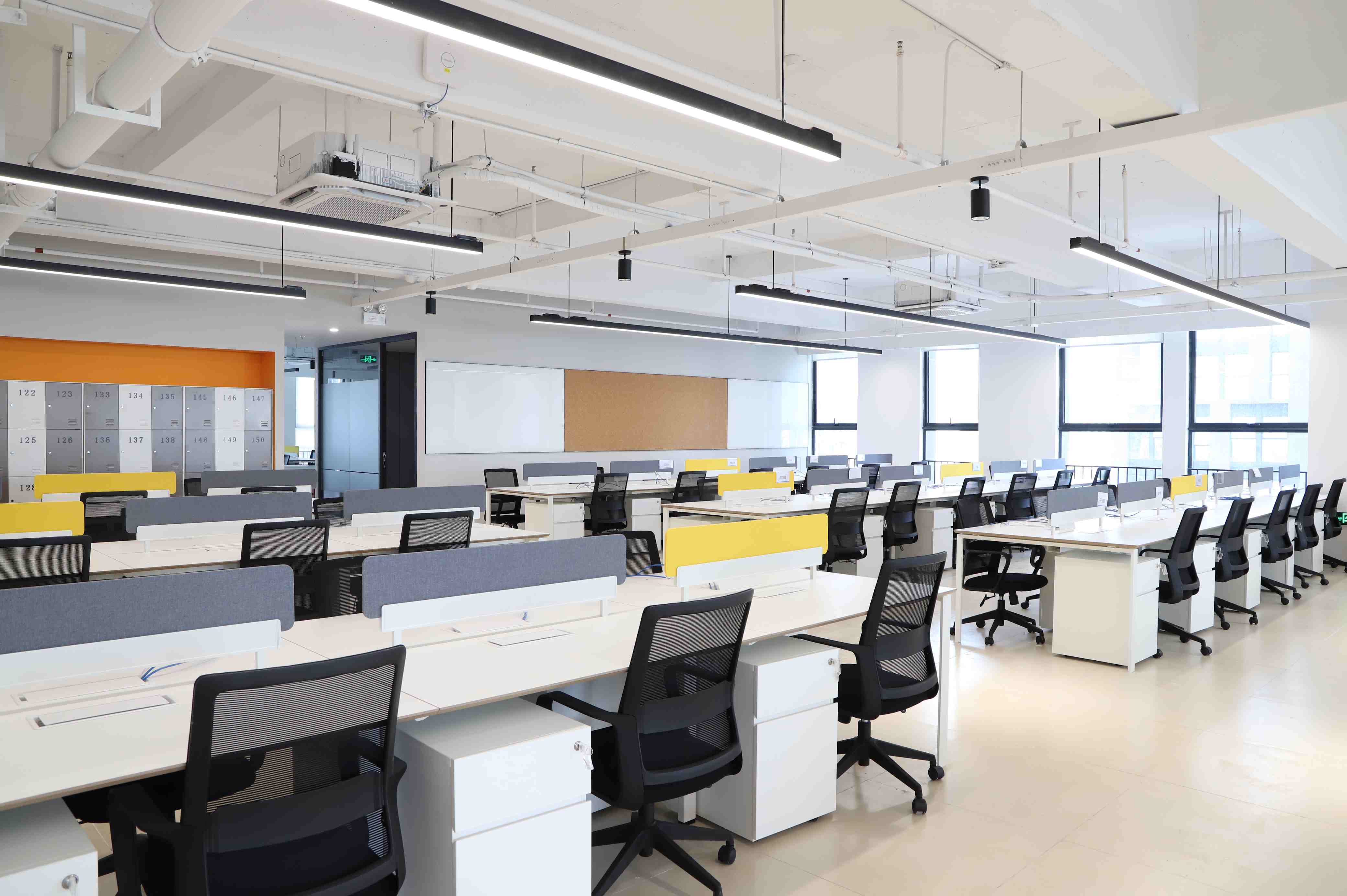 4200平米科技公司辦公設(shè)計裝修欣賞-第4張圖片-上海古都建筑設(shè)計集團 4200平米科技公司辦公設(shè)計裝修欣賞-第4張圖片-上海古都建筑設(shè)計集團