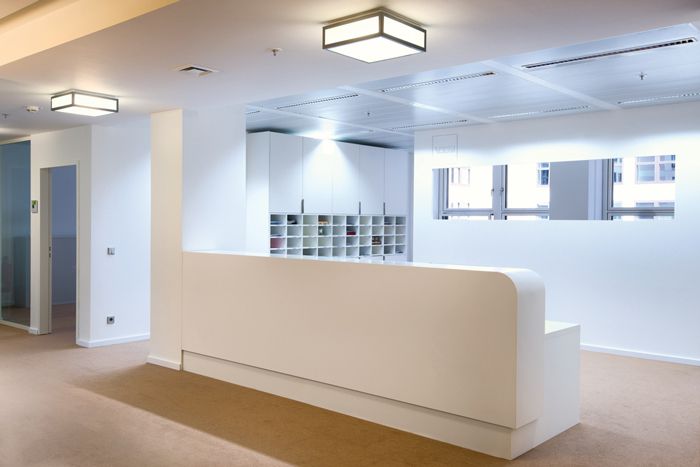 藥業(yè)公司辦公室設(shè)計布局方案-辦公室裝修設(shè)計效果圖-第3張圖片-上海古都建筑設(shè)計集團